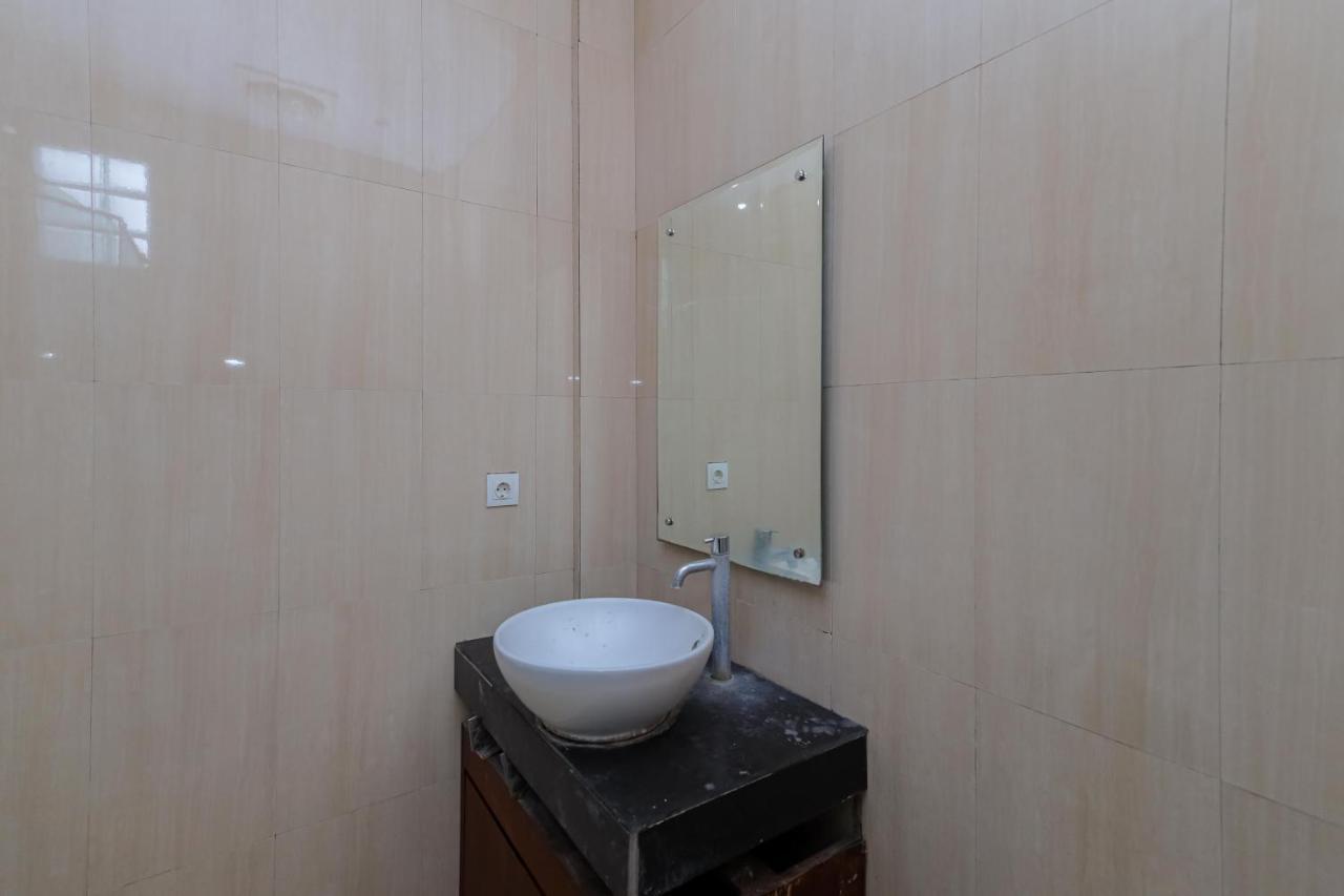 Urbanview Hotel Wg Jimbaran Bali Ungasan  Luaran gambar