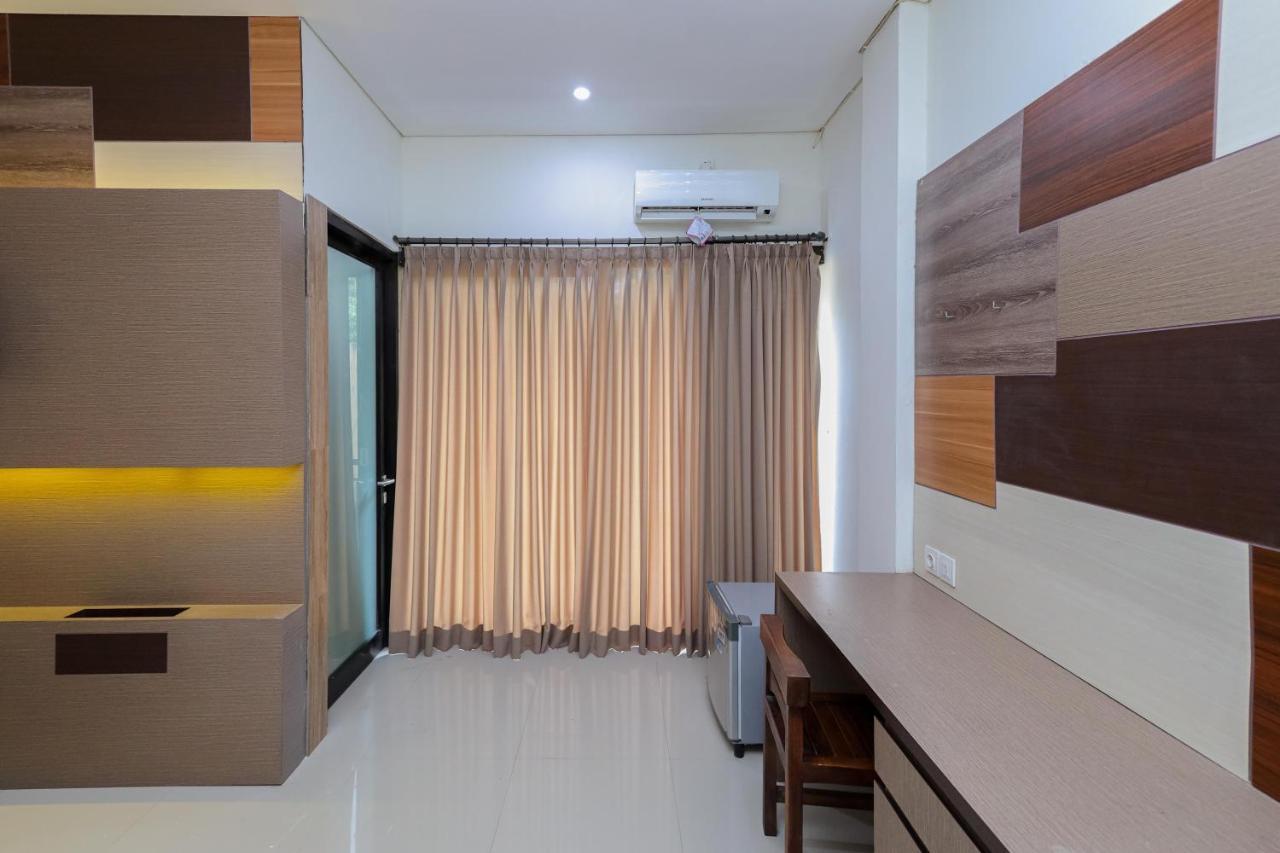 Urbanview Hotel Wg Jimbaran Bali Ungasan  Luaran gambar